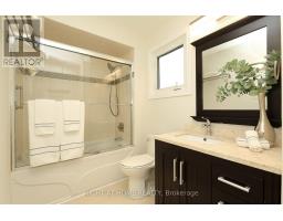 6 Snapdragon Drive, Toronto, ON M2J4X6 Photo 24