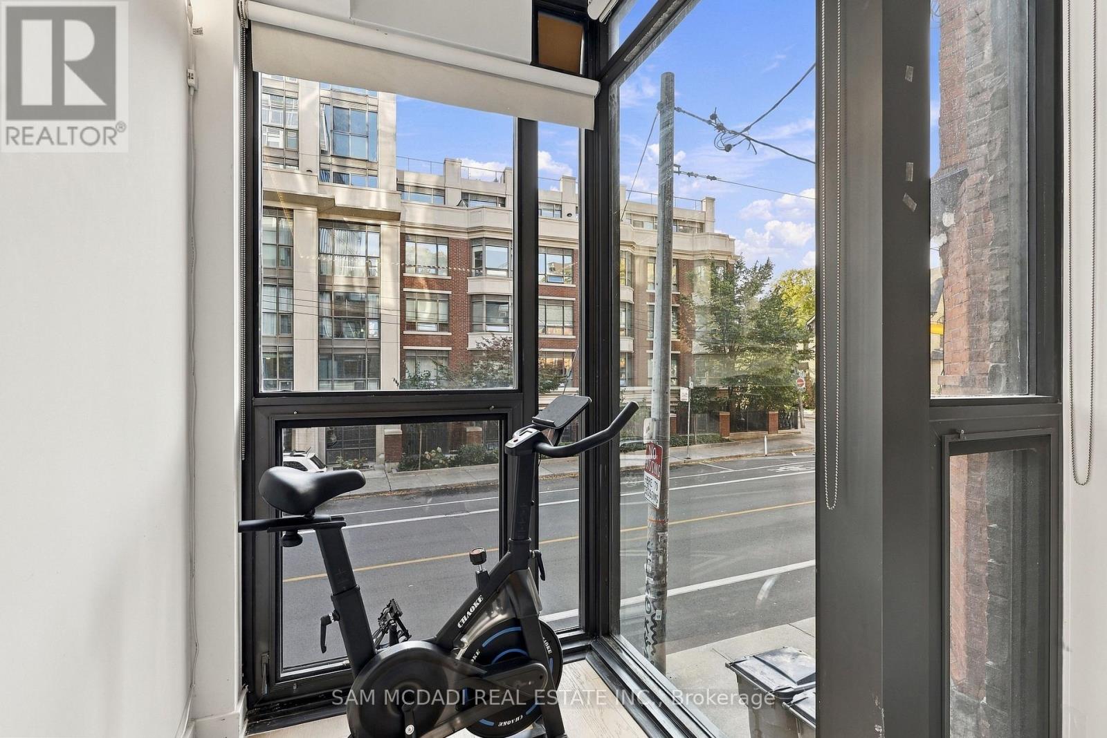 TH27- 15 Beverley Street, Toronto, ON photo 17