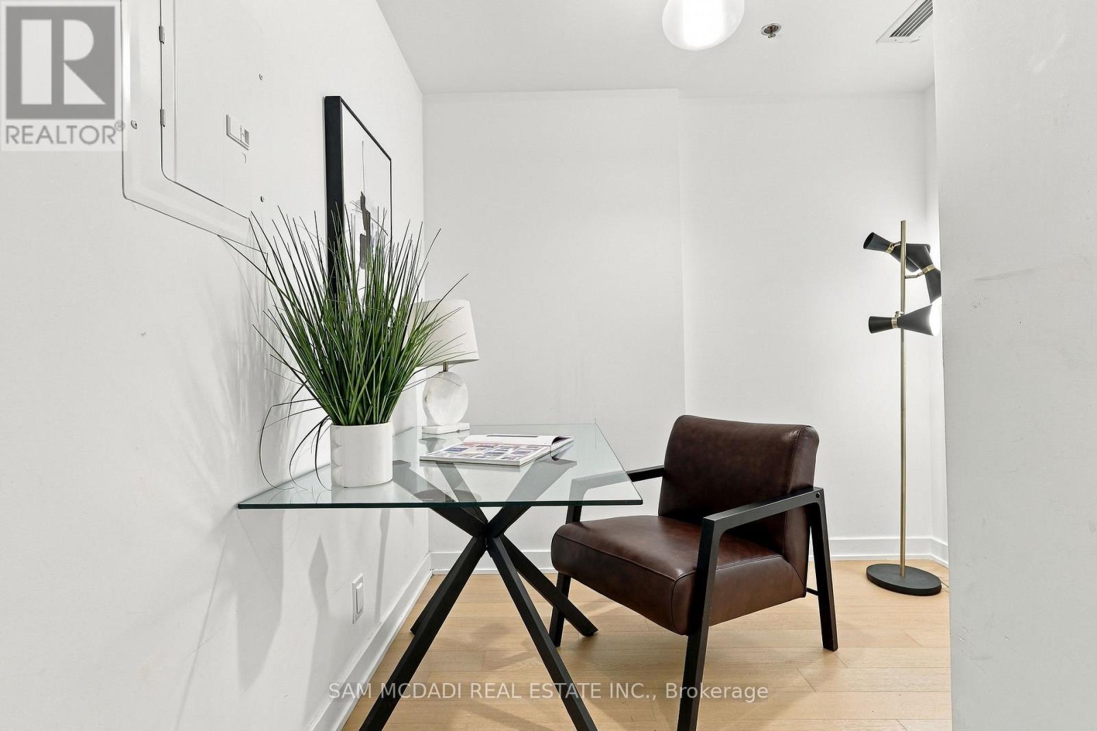 TH27- 15 Beverley Street, Toronto, ON photo 20