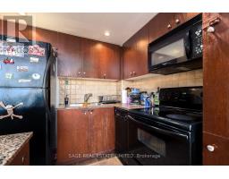 1705 - 208 Queens Quay W, Toronto, ON M5J2Y5 Photo 11