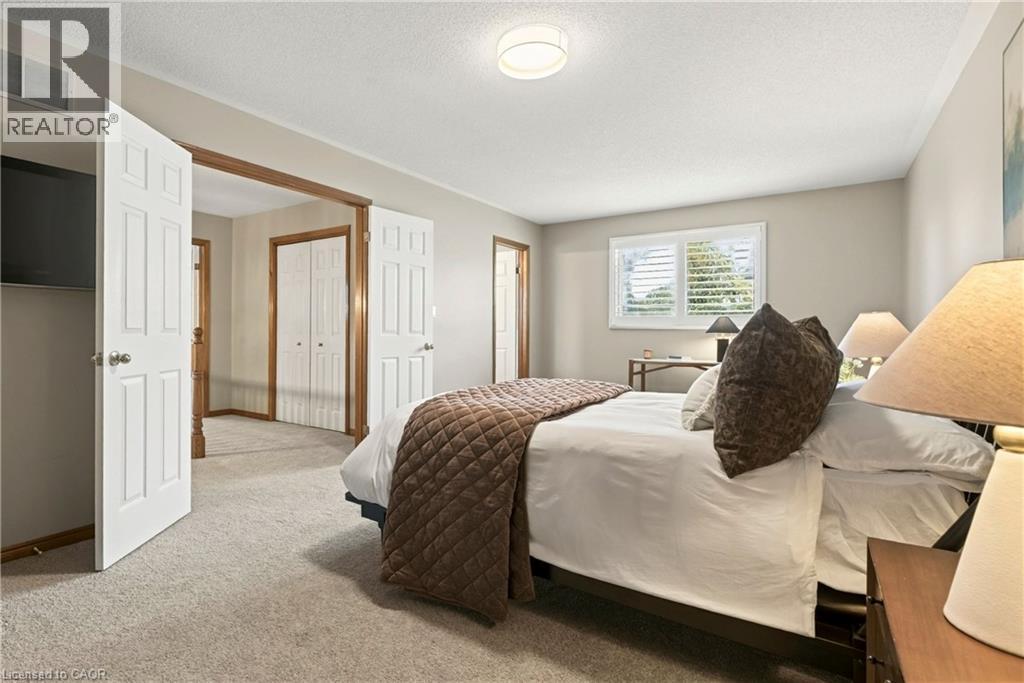 53 BASTILLE Street - 36