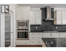 Family room - 31 Chaparral Valley Way Se, Calgary, AB T2X0S1 Photo 8