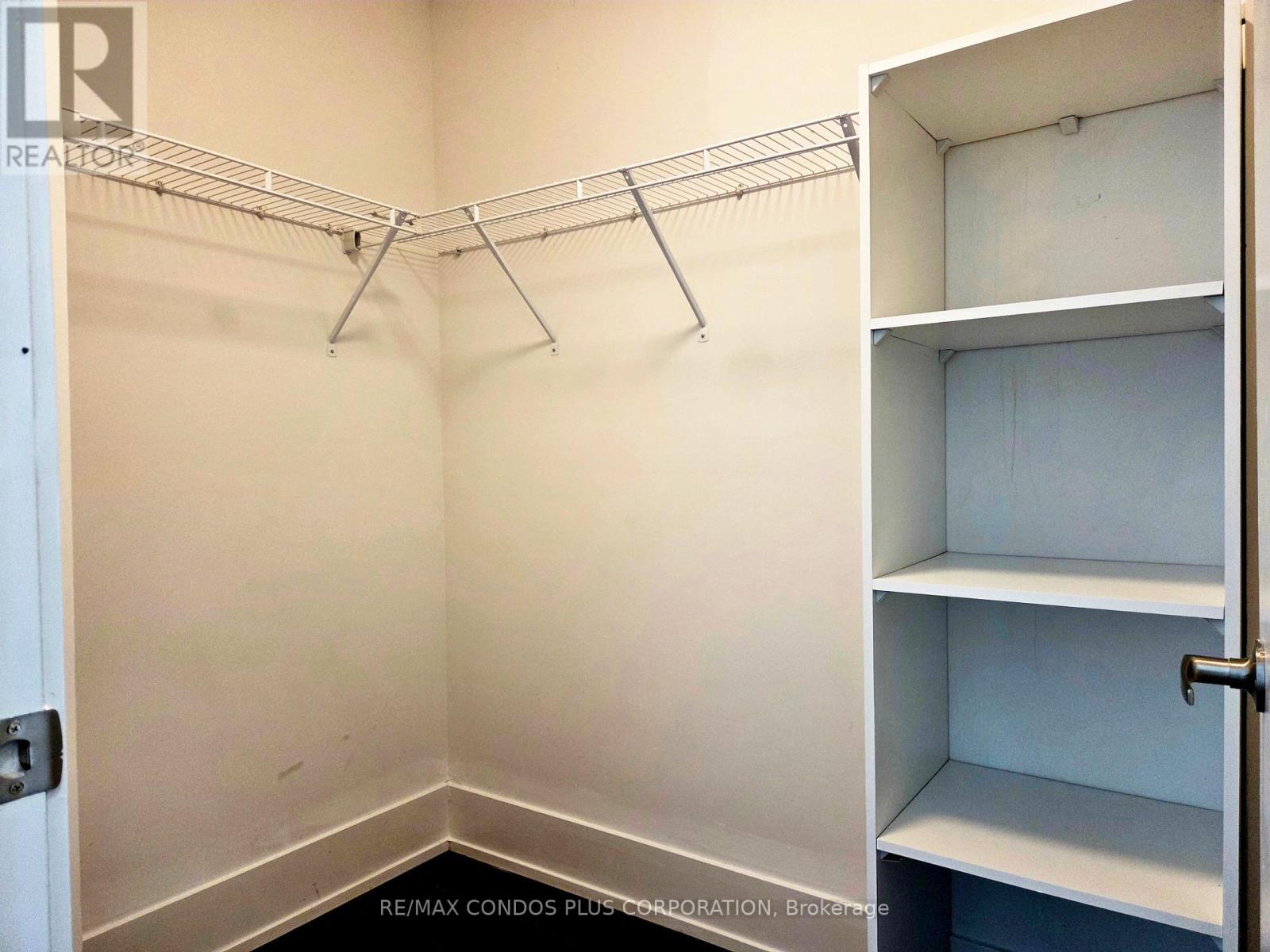 270 Davenport Road — photo 13