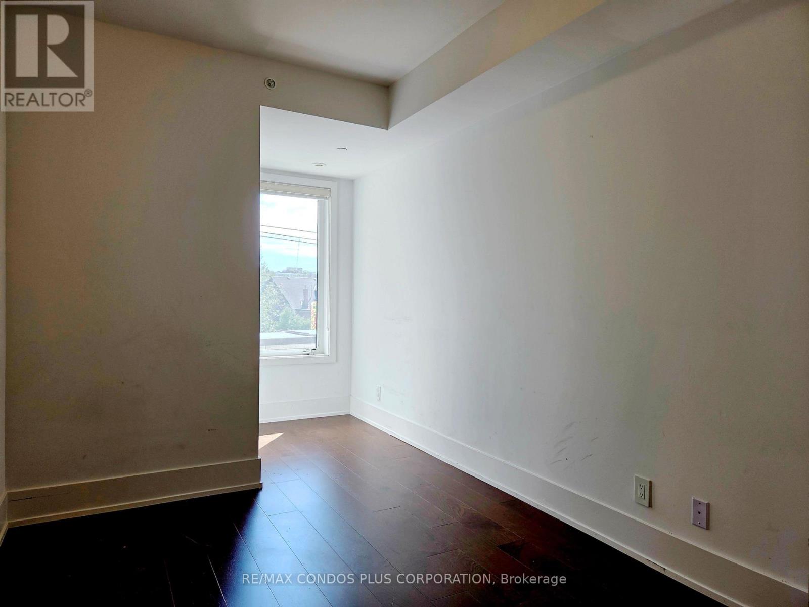 270 Davenport Road — photo 24