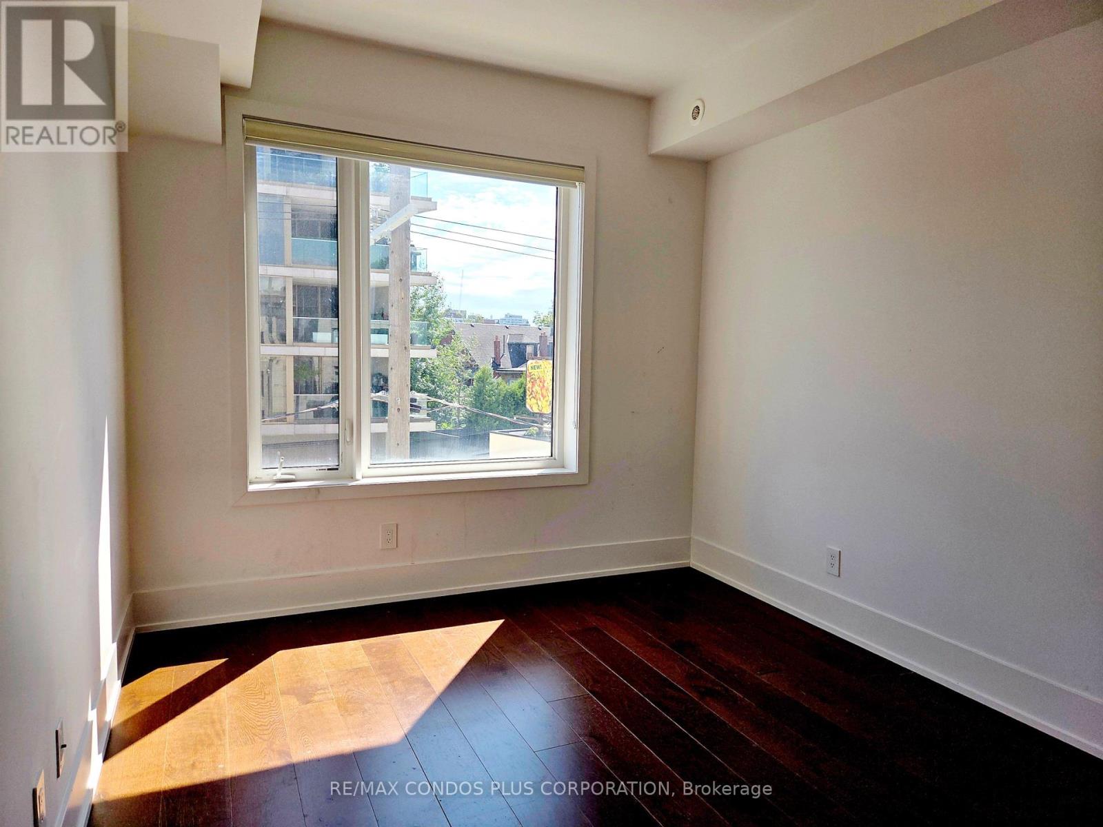 270 Davenport Road — photo 23