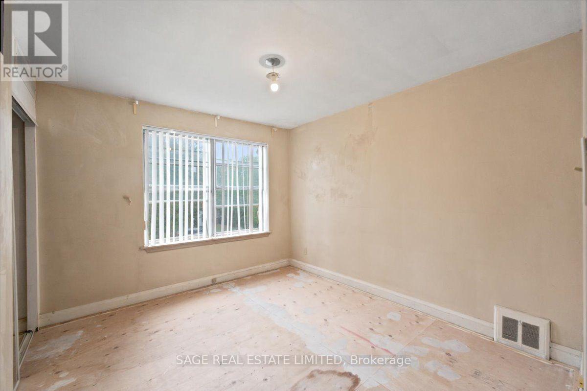 12 Khedive Avenue — photo 15