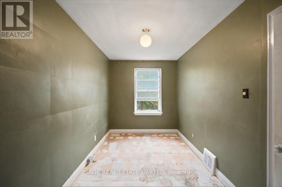 12 Khedive Avenue — photo 19