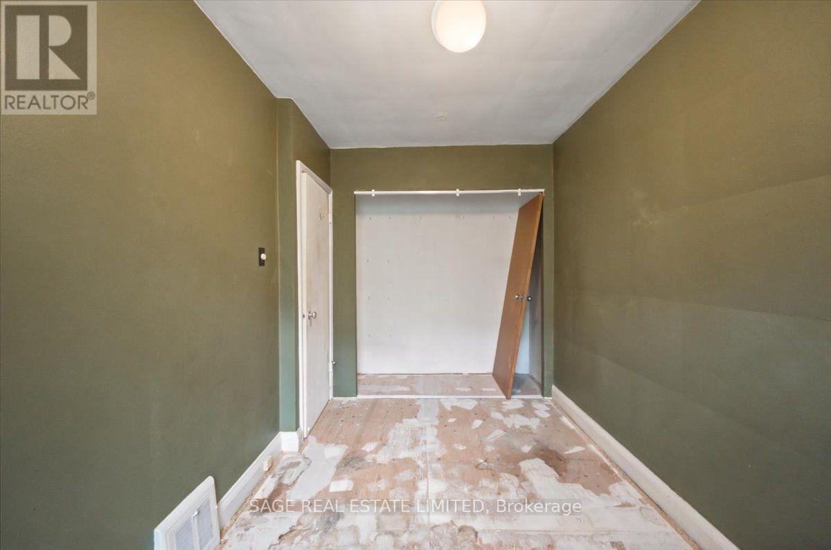 12 Khedive Avenue — photo 20