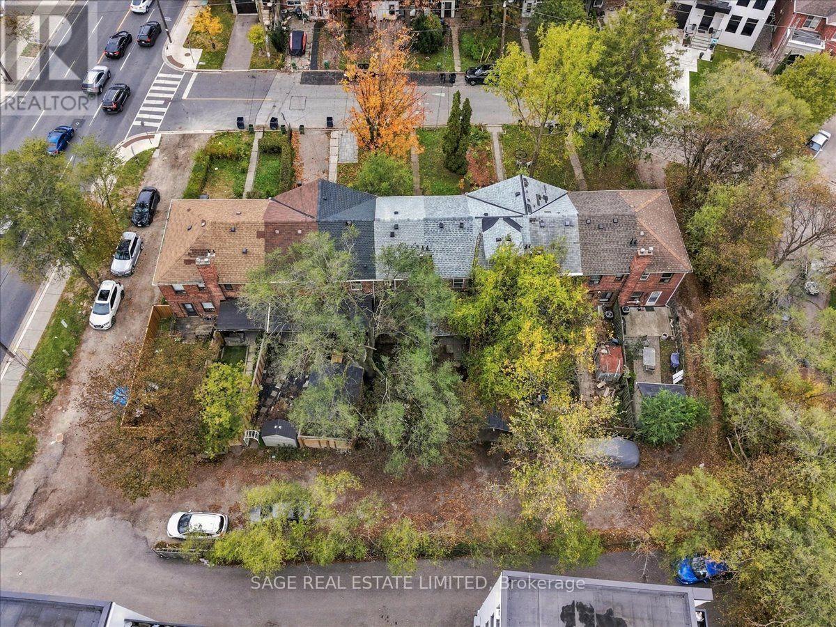 12 Khedive Avenue — photo 35