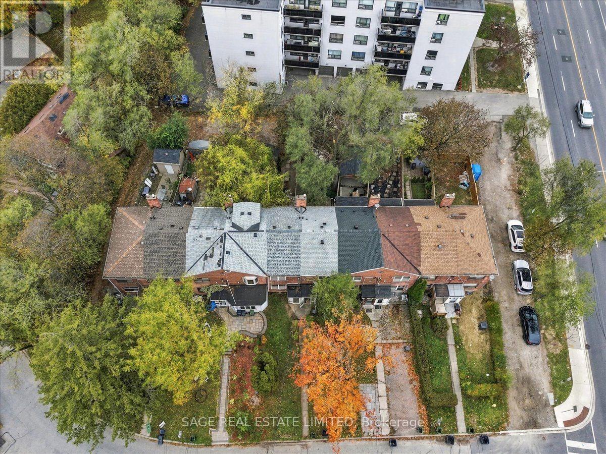 12 Khedive Avenue — photo 37