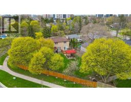 2147 Fifth Line W, Mississauga, ON L5K2K3 Photo 24