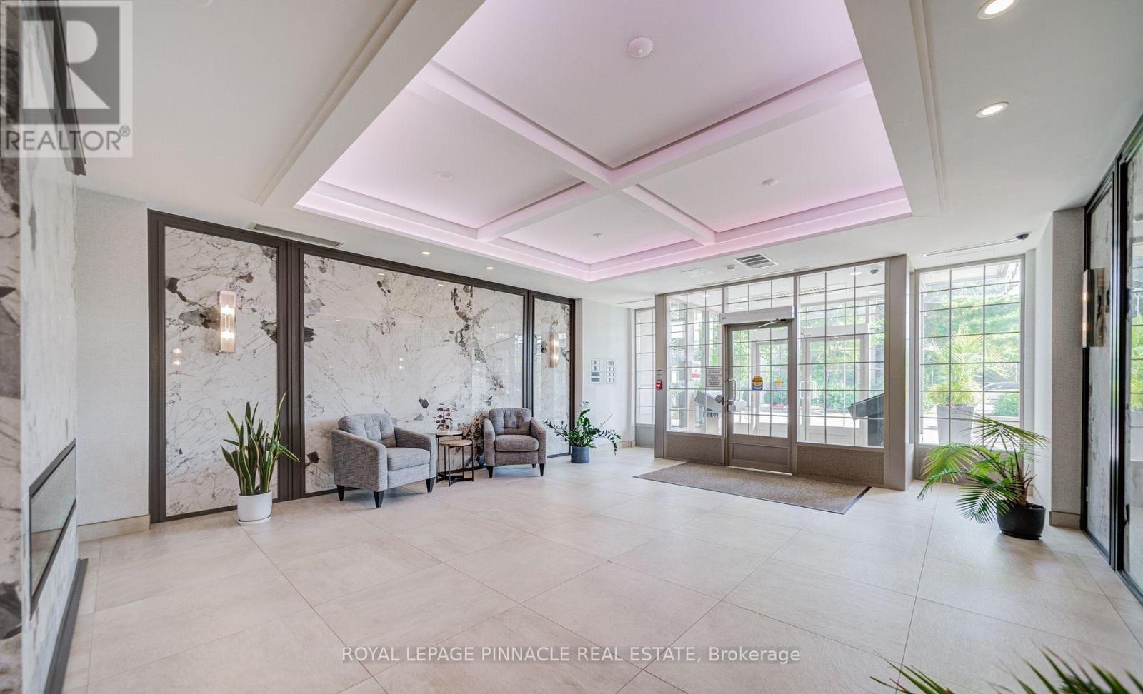 2325 Central Park Drive — photo 4