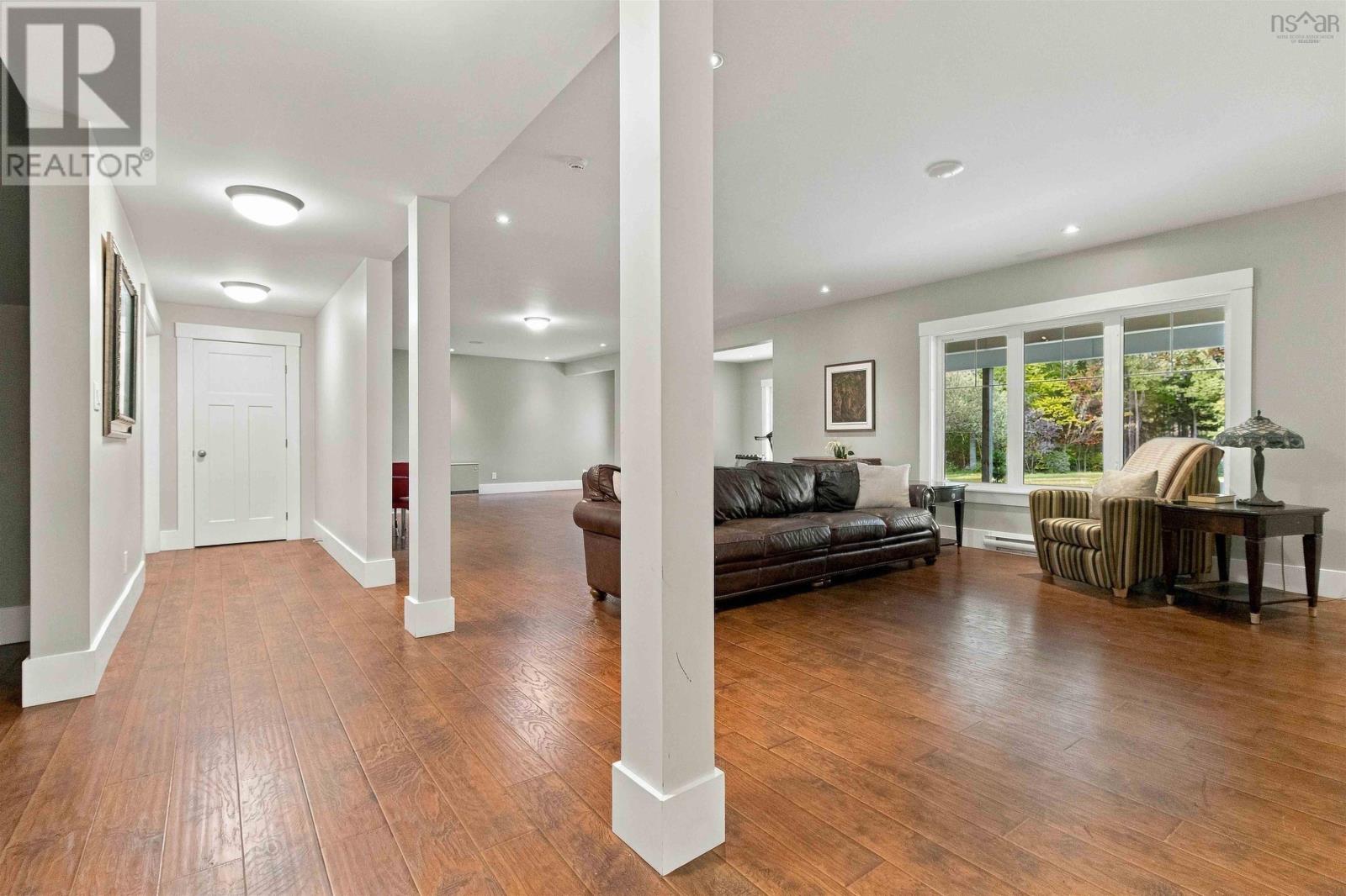 24 Winley Drive - 28