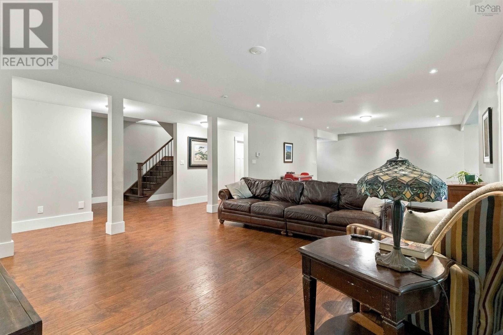 24 Winley Drive - 35