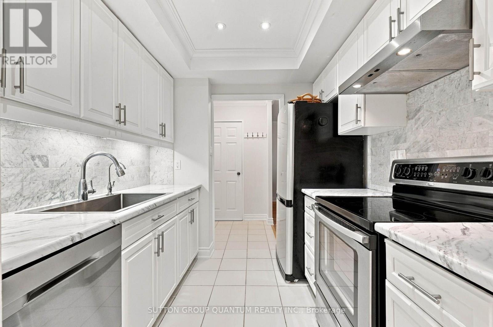 Ph04- 3100 Kirwin Avenue, Mississauga, ON photo 8