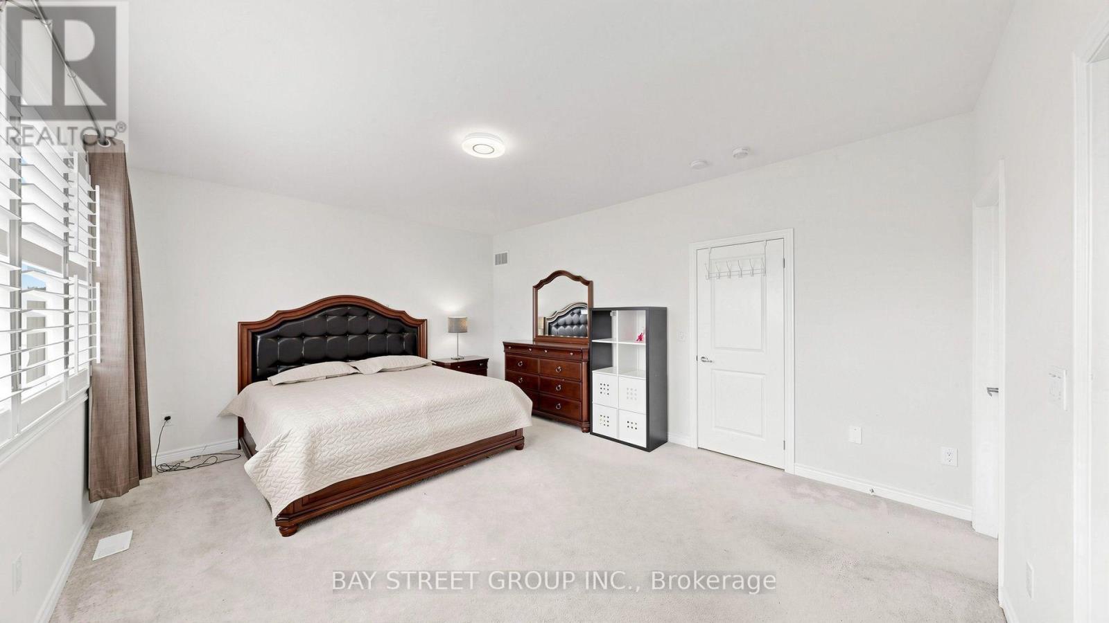 138 Zachary Crescent, Oakville, ON photo 25