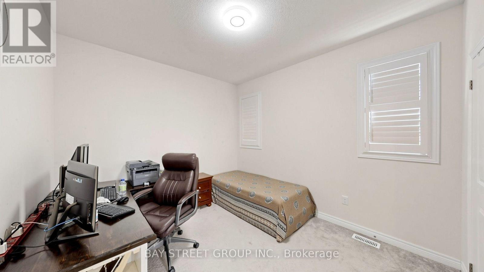 138 Zachary Crescent, Oakville, ON photo 39