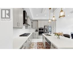 138 Zachary Crescent, Oakville, ON L6H7C5 Photo 11