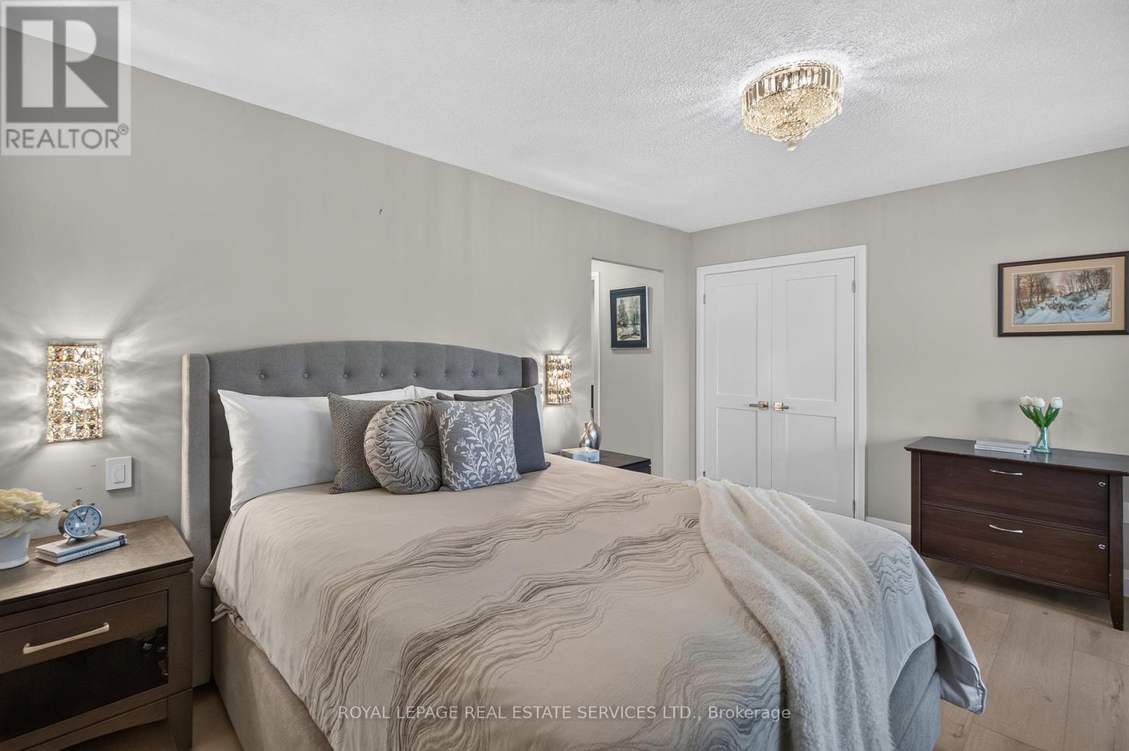 1001- 2185 Marine Drive, Oakville, ON photo 32