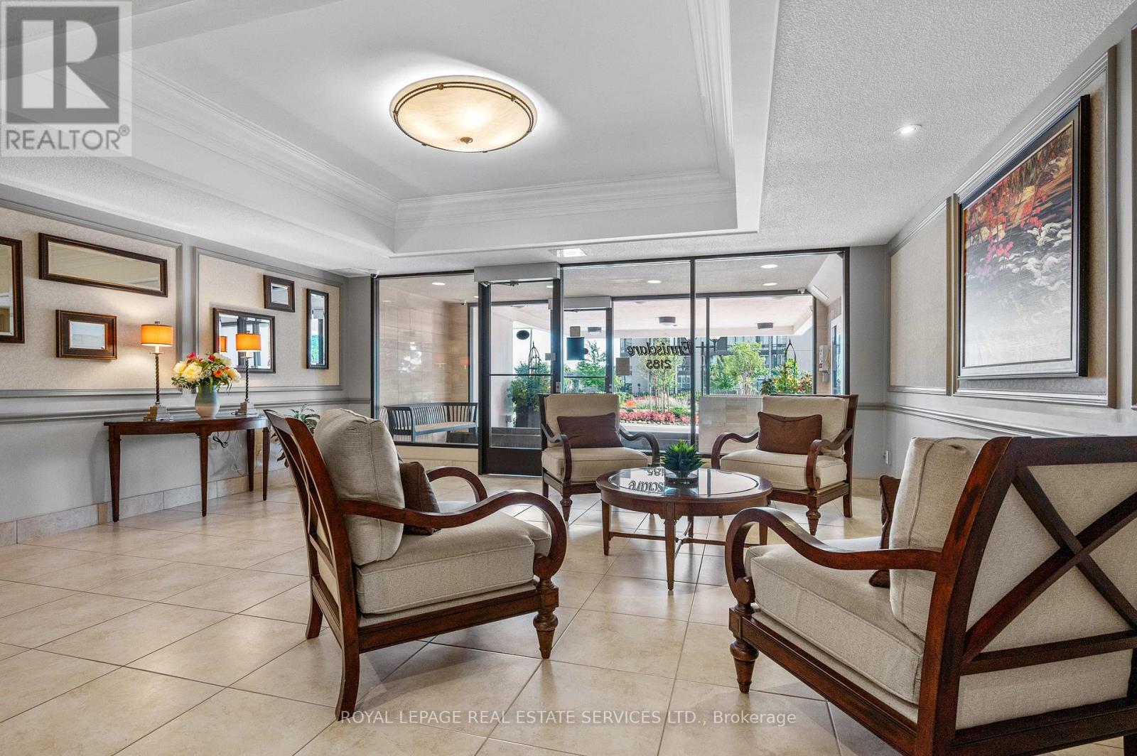 1001- 2185 Marine Drive, Oakville, ON photo 5