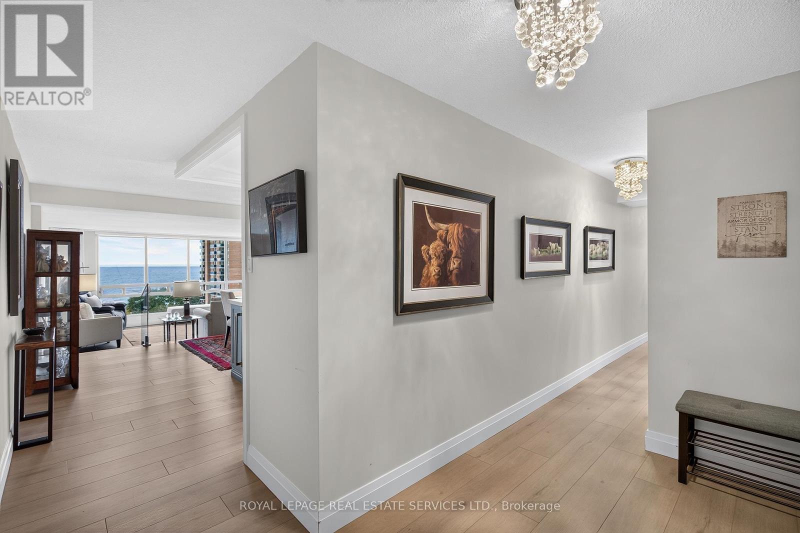 1001- 2185 Marine Drive, Oakville, ON photo 7