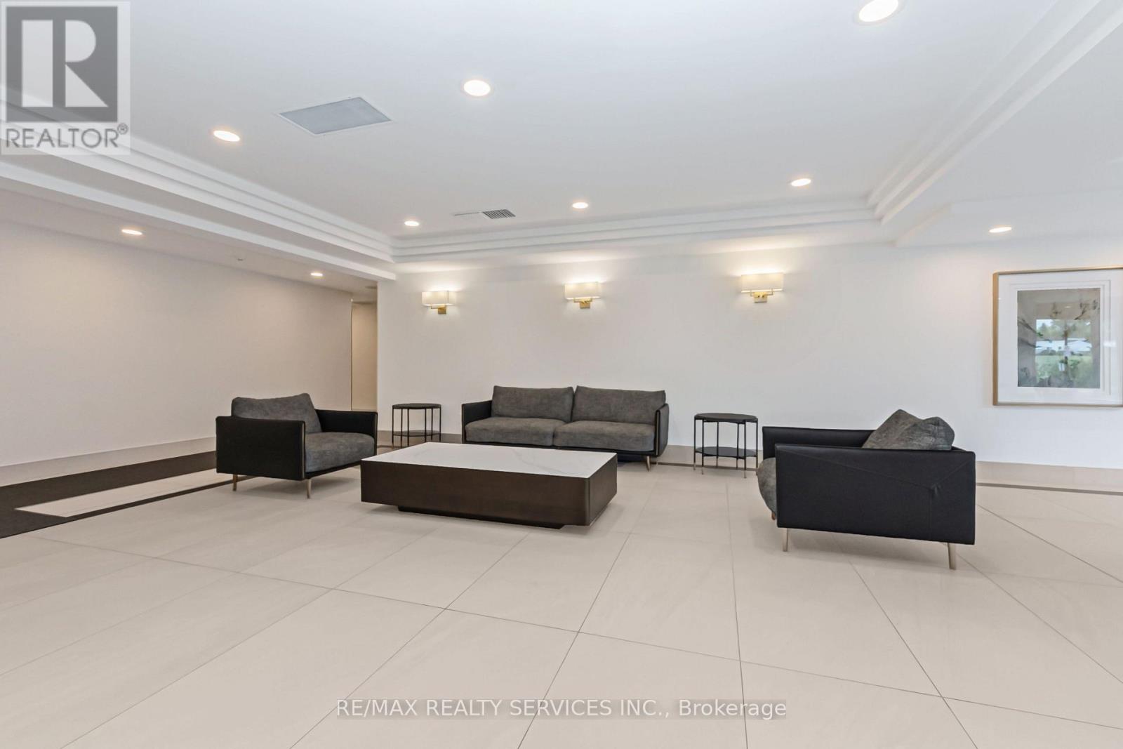 709- 22 Hanover Road, Brampton, ON photo 31