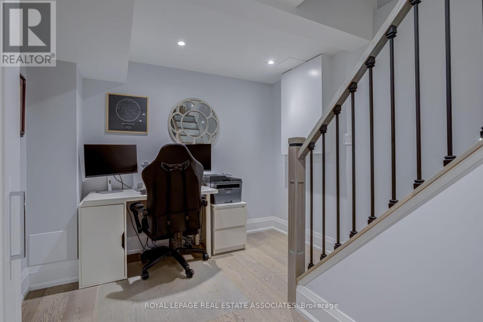 889 Sweetwater Crescent, Mississauga, ON photo 28