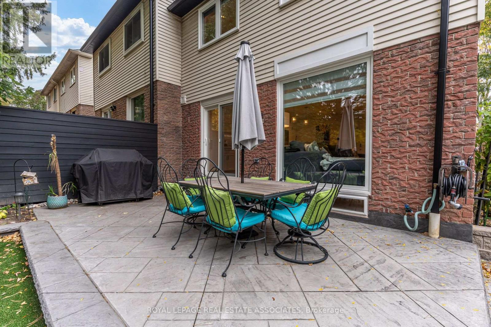 889 Sweetwater Crescent, Mississauga, ON photo 36