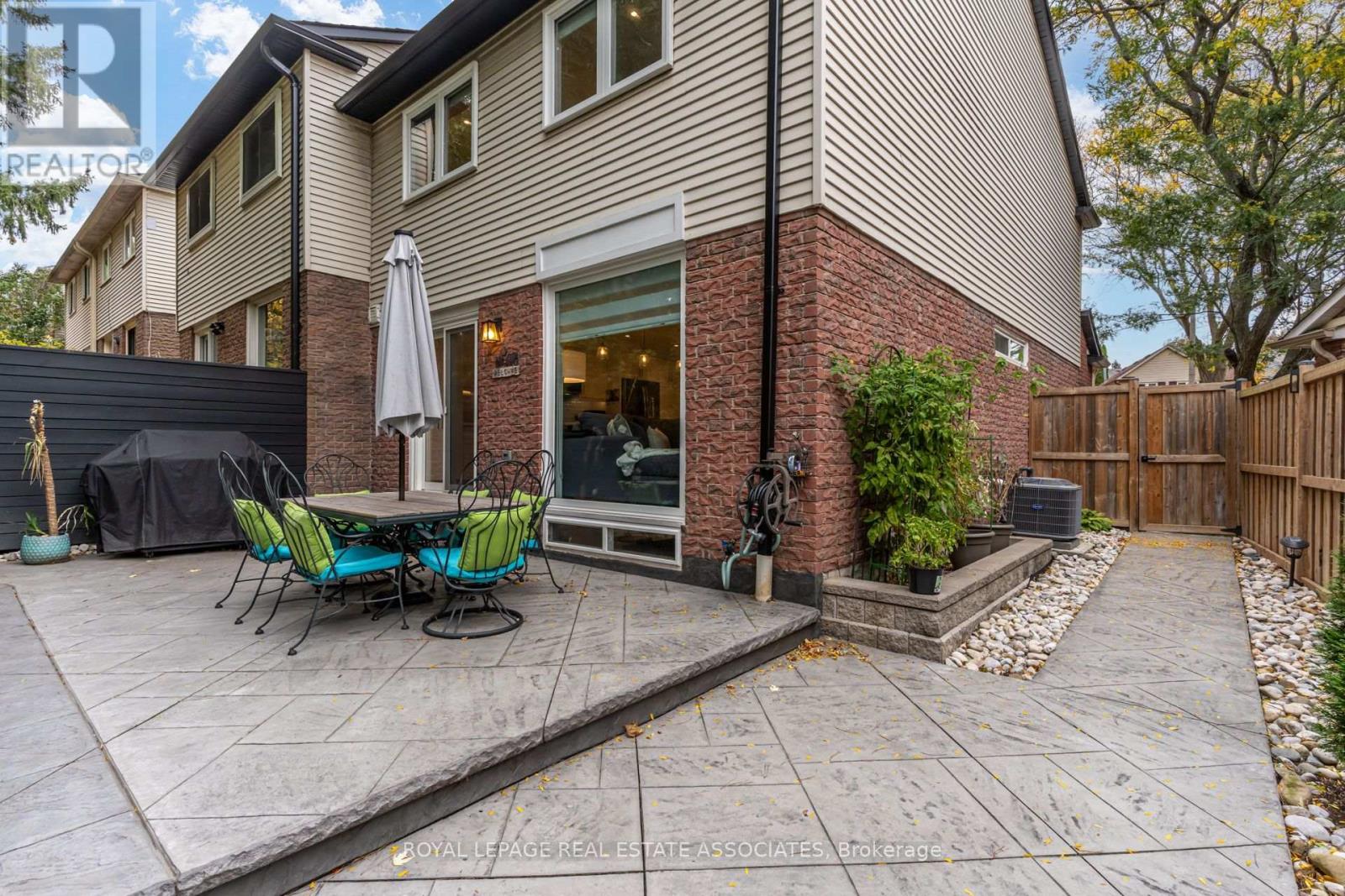 889 Sweetwater Crescent, Mississauga, ON photo 38