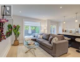 889 Sweetwater Crescent, Mississauga, ON L5H4A7 Photo 14