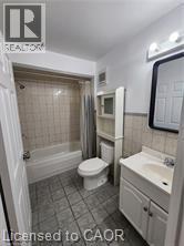 535 Roxborough Avenue — photo 4