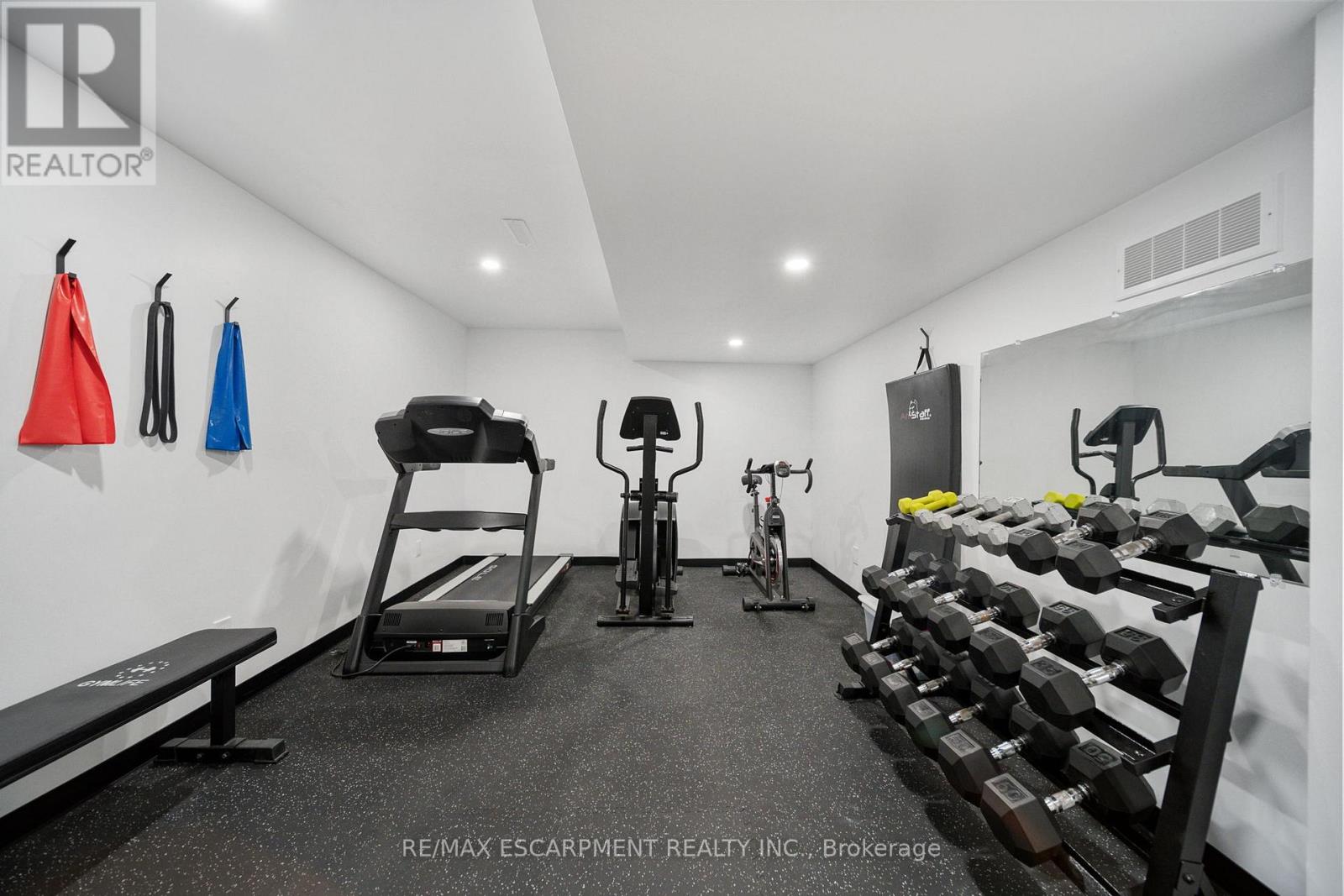 4 BASSWOOD ROAD - 38