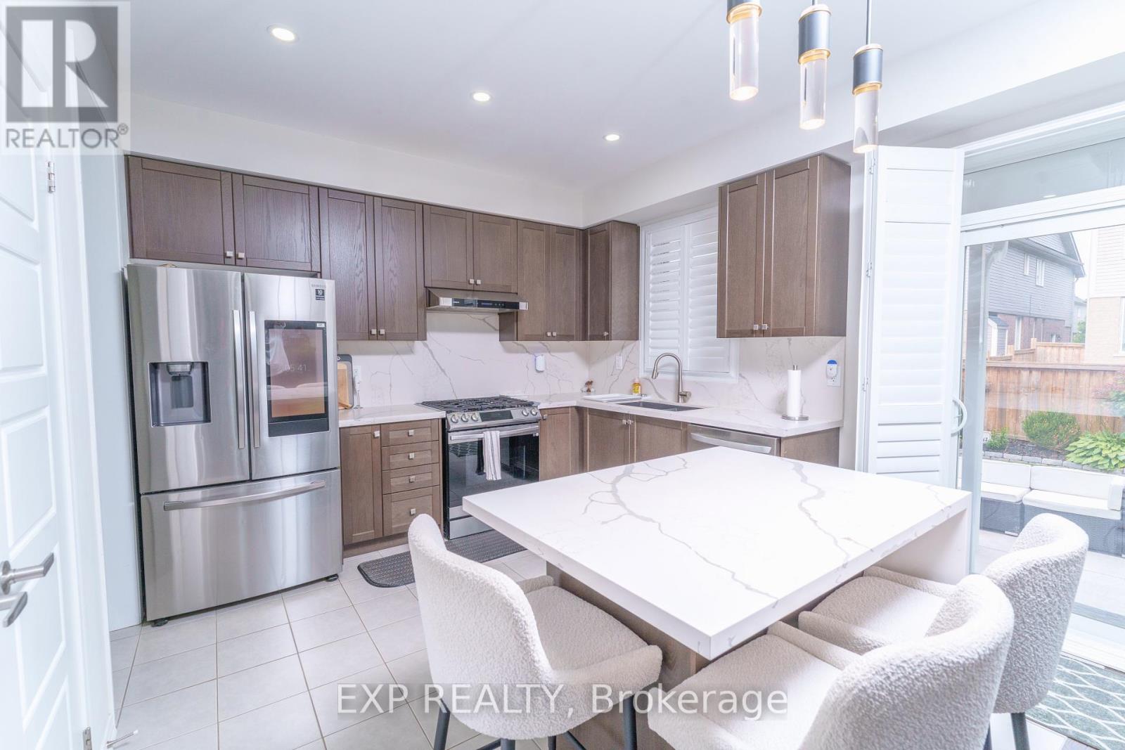 105 Powell Road, Brantford, ON photo 12