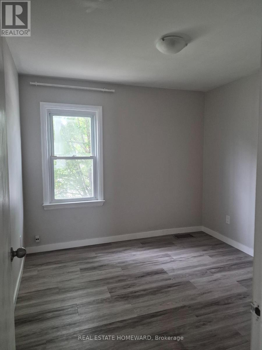 228 East 25th Street, Hamilton, ON photo 15