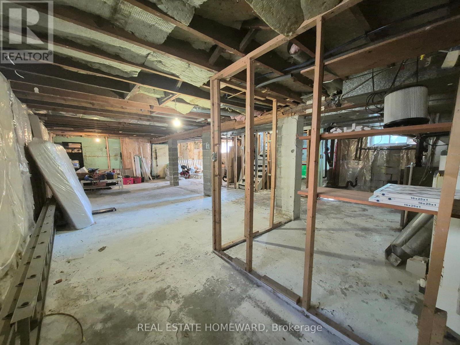228 East 25th Street, Hamilton, ON photo 19