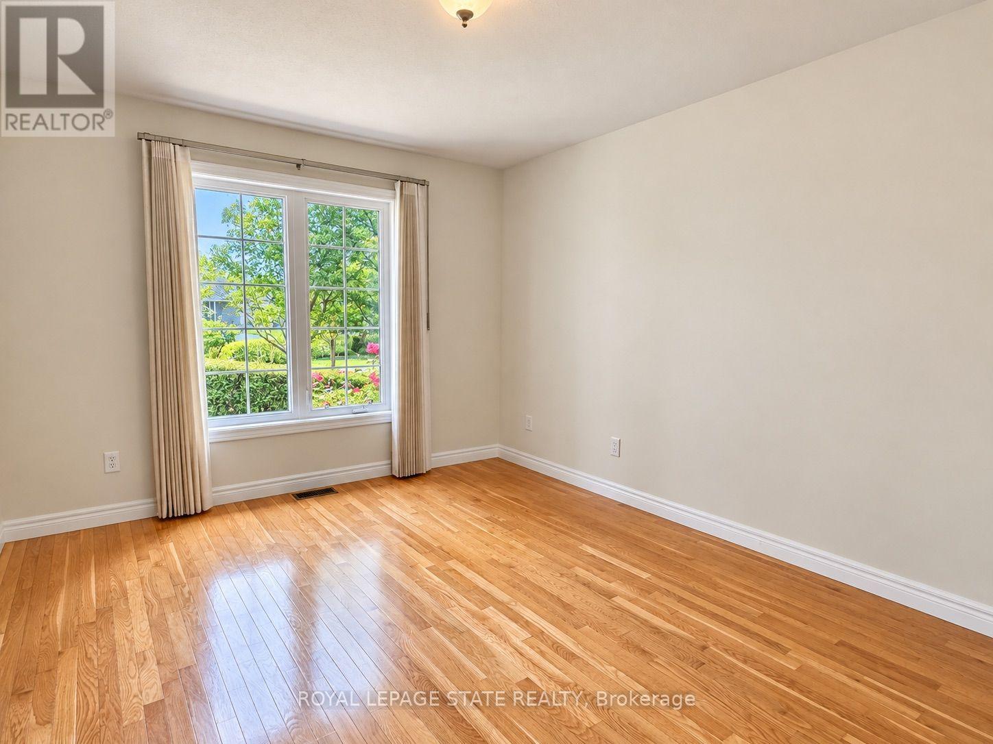 113 Briar Glen Court, Haldimand, ON photo 10