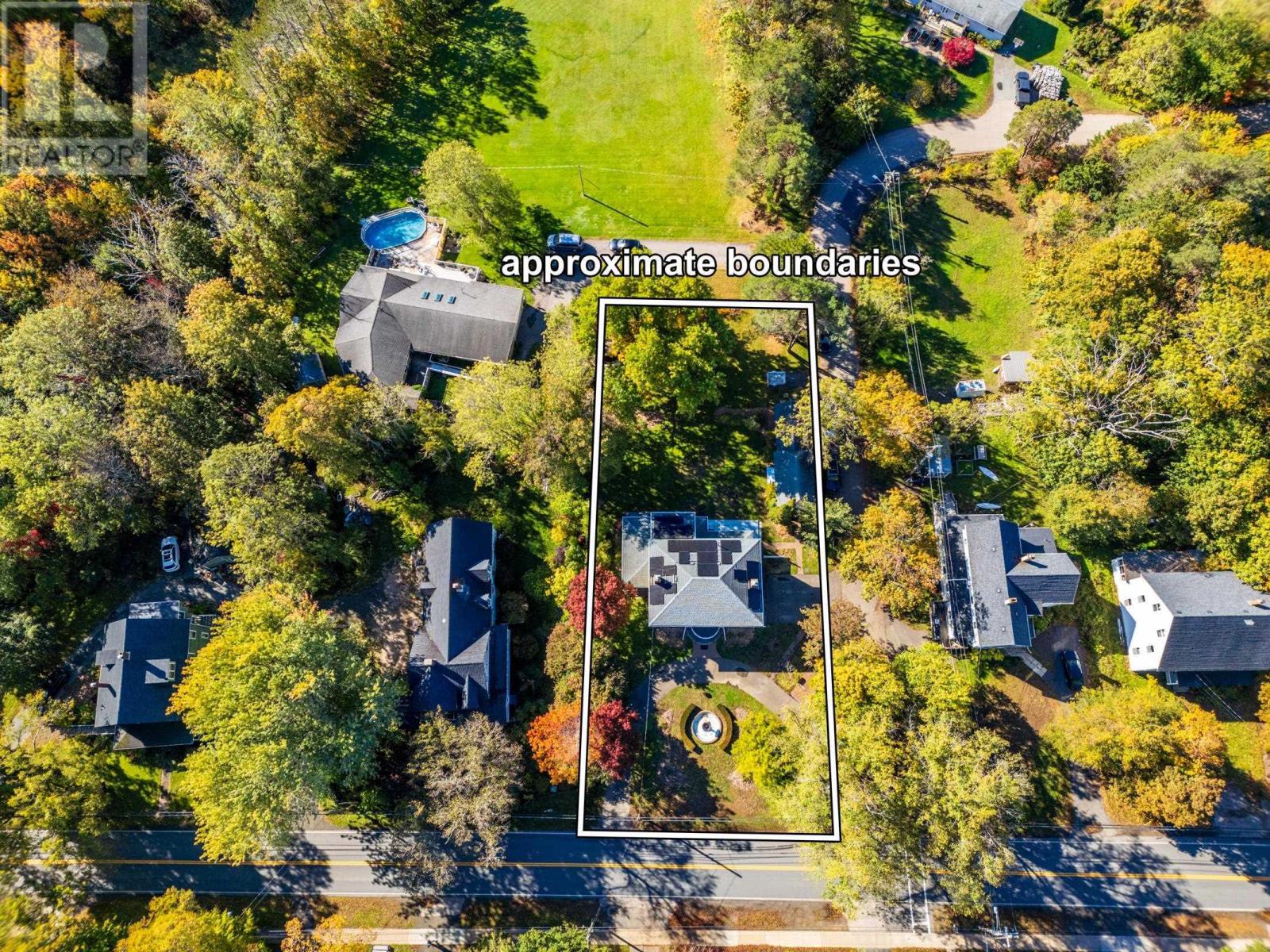 683 St George Street - 49