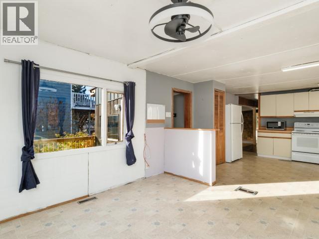 35 MAPLE STREET - 5