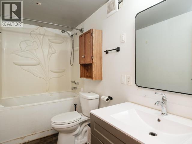 35 MAPLE STREET - 11