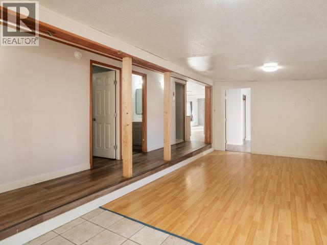 35 MAPLE STREET - 17