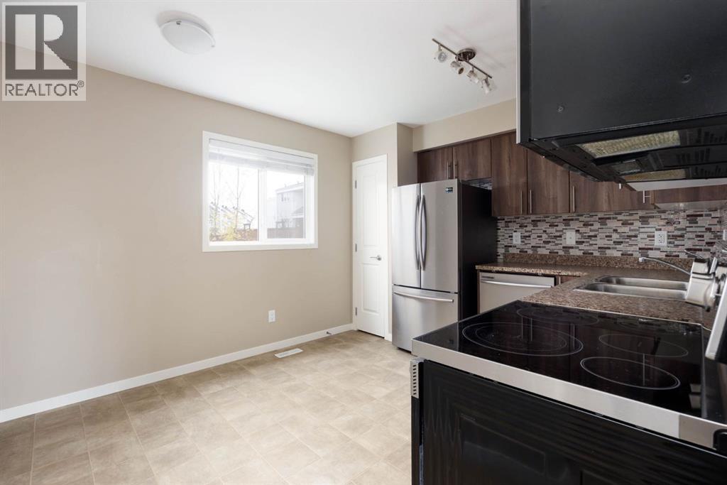 33, 711 Beacon Hill Drive, Fort McMurray — photo 4
