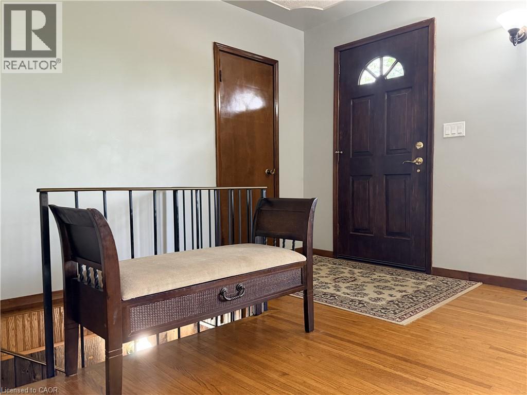 181 Montclair Crescent — photo 11