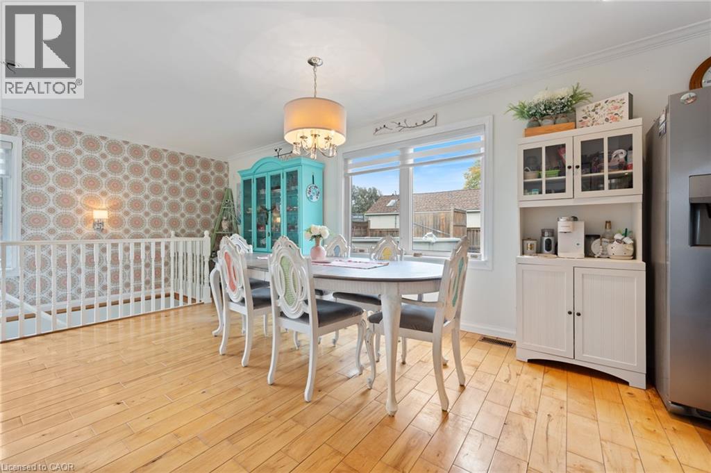 61 BROWN Street - 5