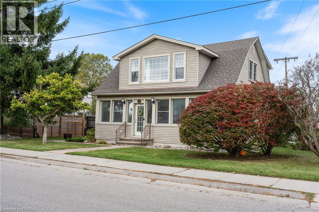 61 BROWN Street - 35