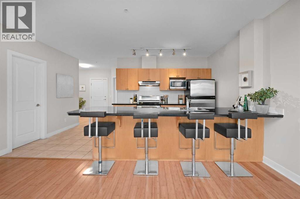 310, 328 21 Avenue SW photo 8