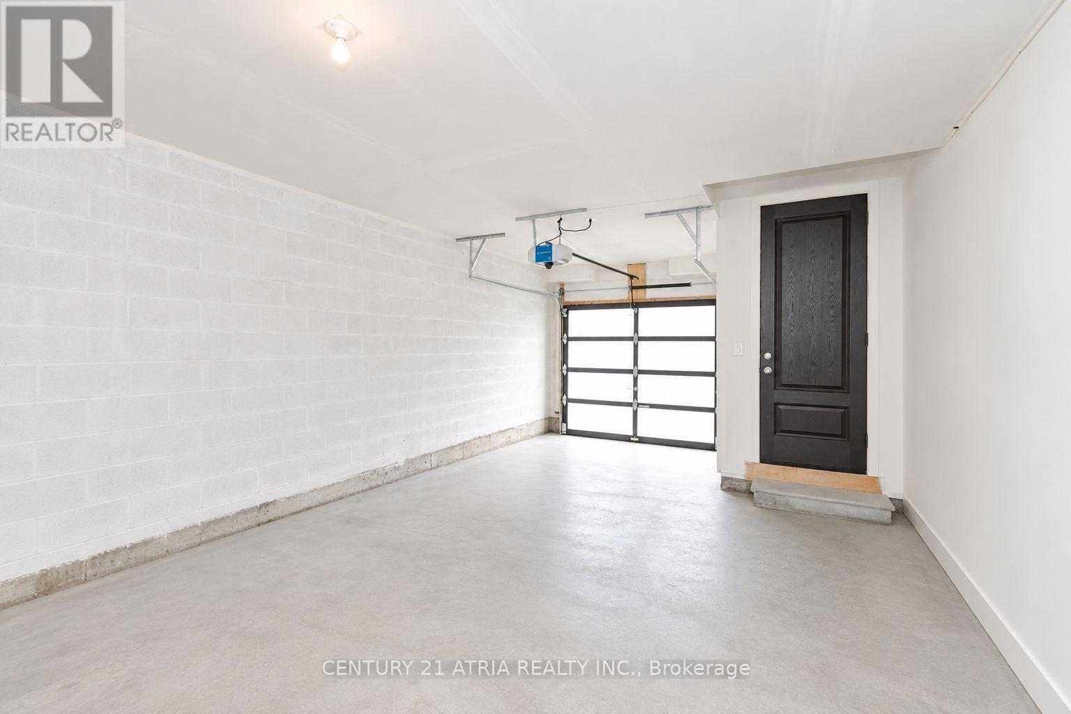 69 Stauffer Crescent — photo 26