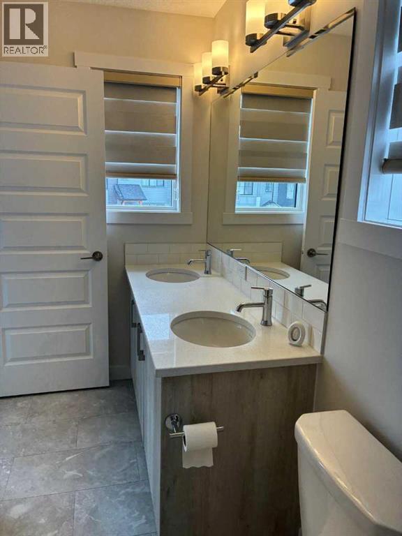 69 Silverton Glen Gate SW photo 11