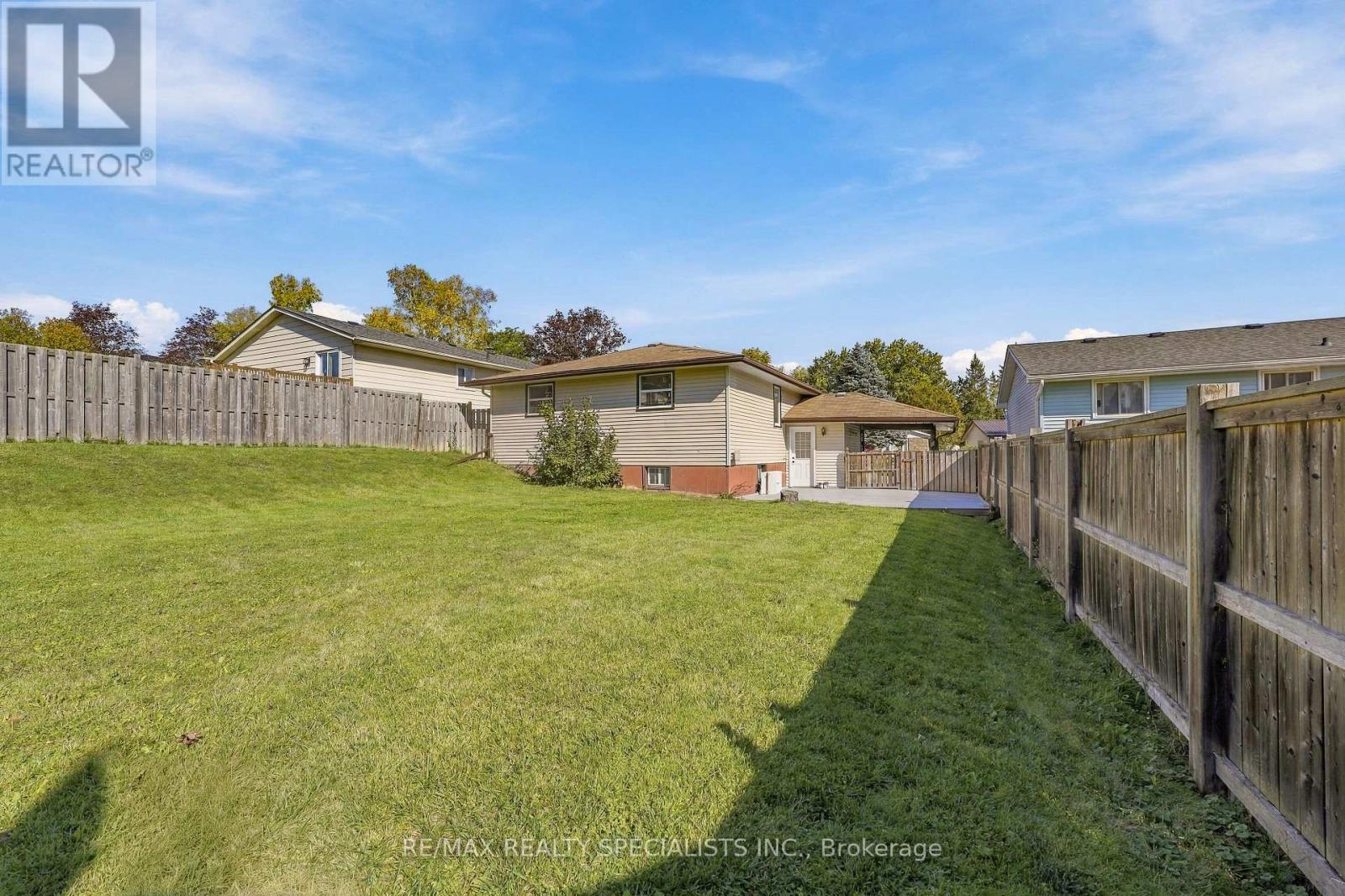 5 Van Alstine Drive — photo 37