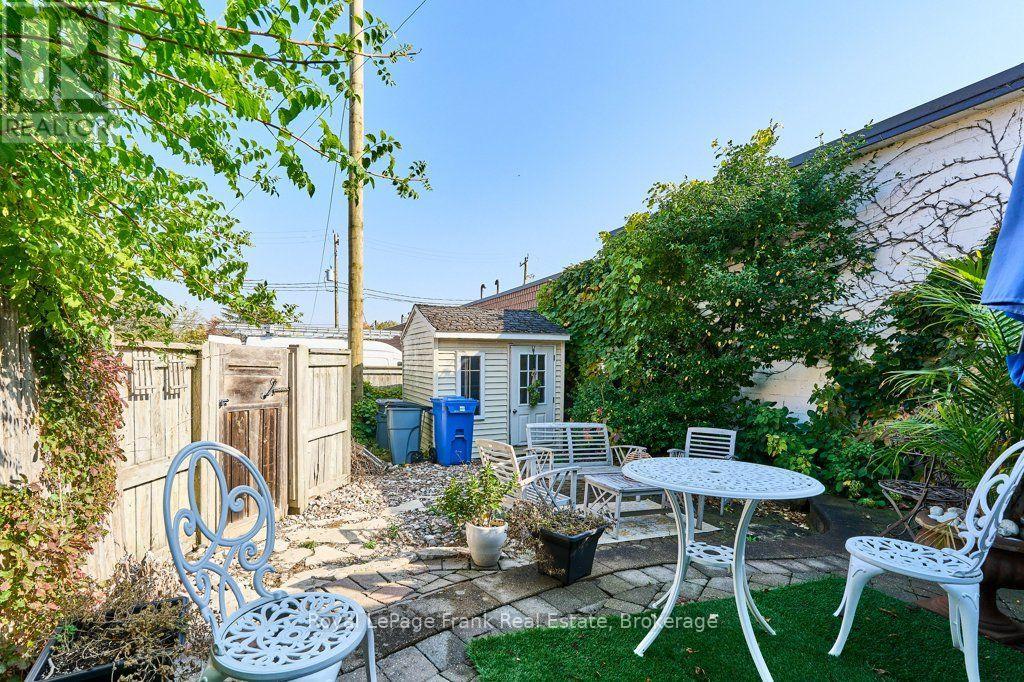 159 Brock Street North — photo 22
