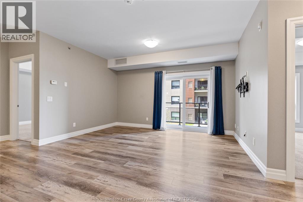 #206 728 BROWNSTONE - 10